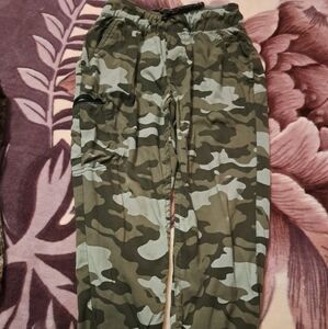 Wrangler Green and Black Jogger Pants